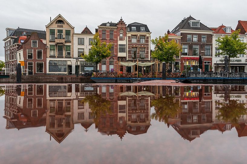 Leiden - Mirror on the Turfmarkt - Lying (0065) by Reezyard