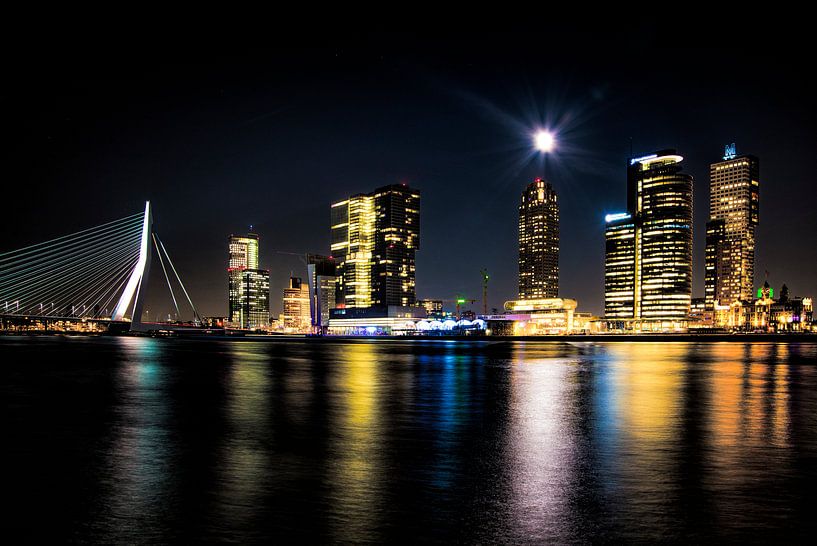 Rotterdam Wilhelminapier bij volle maan by Eisseec Design