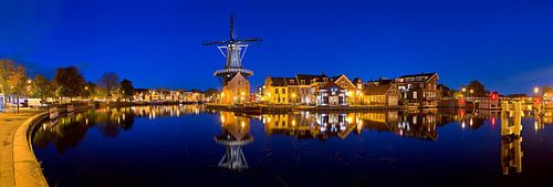 Panorama Molen De Adriaan in Haarlem in der Nacht von Anton de Zeeuw