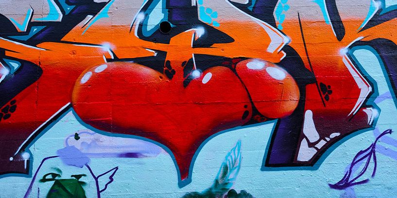 Heartbeat - Cool street art by Rolf Schnepp