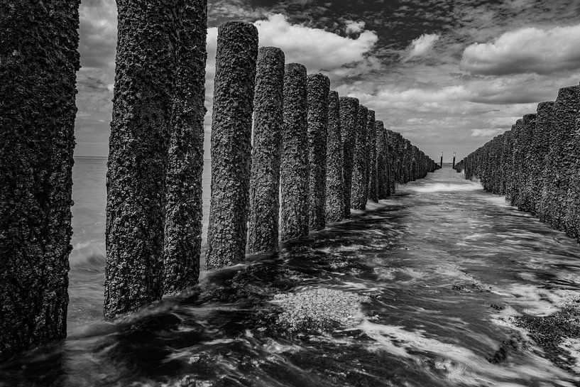 Zeeland breakwaters by Miranda Engwerda