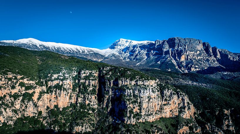Vikos Gorge by Stabij