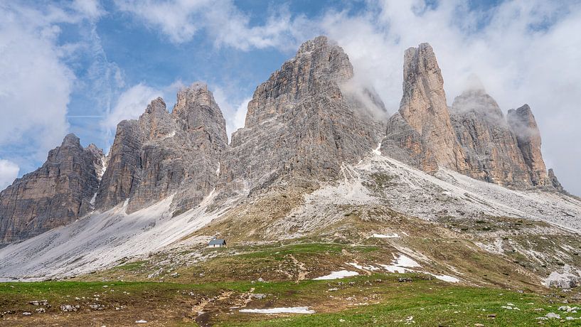 Mountain massif by Petra Leusmann