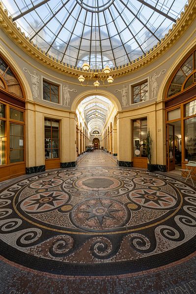 Paris under glass by Karsten Rahn
