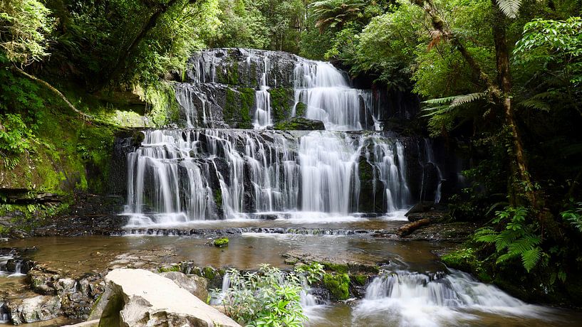 Purakaunui Falls: timeless waterfall in the Catlins by Be More Outdoor