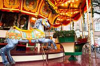 Fairground attraction