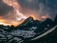 Sonnenuntergang in den Bergen