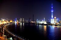 Shanghai de nuit - vue sur la rivière Huangpu