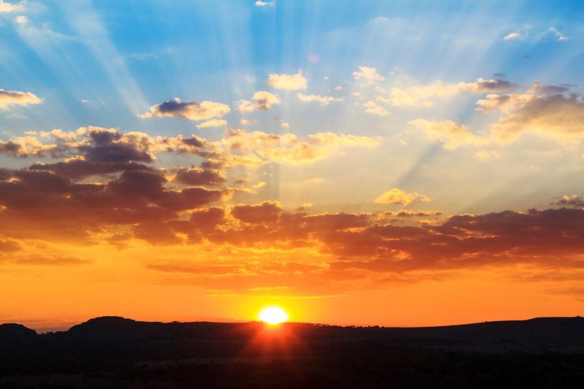 Madagaskar Sunset by Dennis van de Water