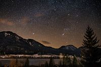 Sterren achter de bergen