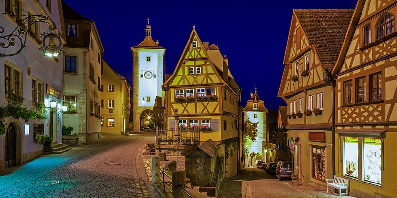 Plönlein in Rothenburg ob der Tauber bij nacht van Werner Dieterich