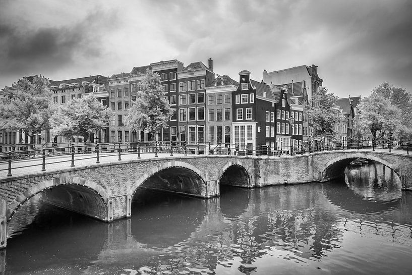 Keizersgracht - Reguliersgracht - Amsterdam by Tony Buijse