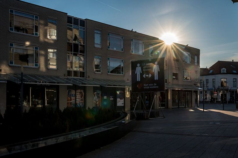 Keep your distance by Gwendolyn Pieters