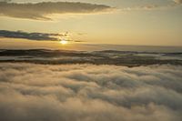 Au-dessus des nuages