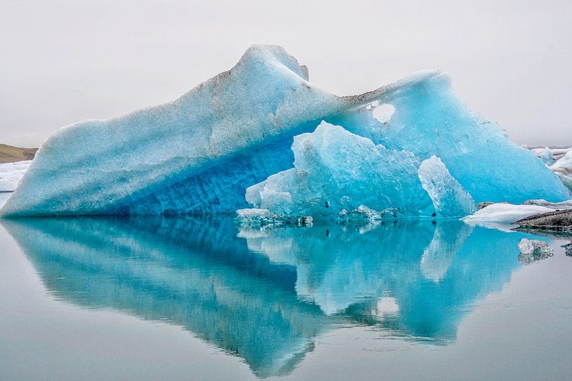 Blaues Eis von Patricia Hofmeester