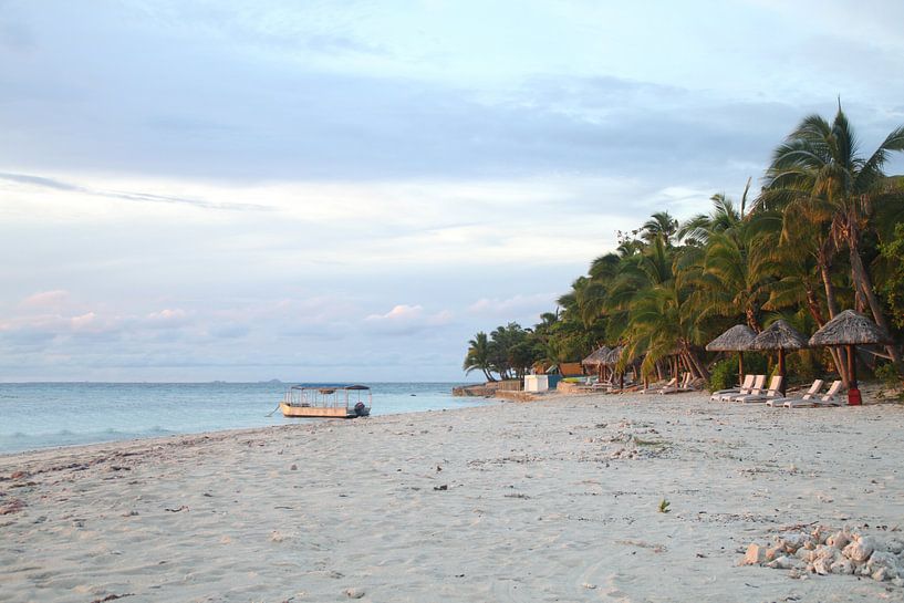 Île déserte au coucher du soleil par Chris Snoek