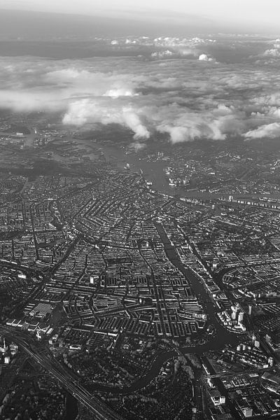 Die Stadt Amsterdam im Abendlicht von Planeblogger