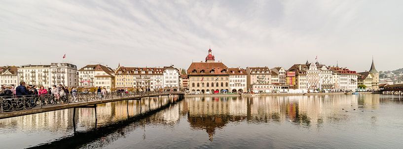 City hall footbridge Luzern by Tony Buijse