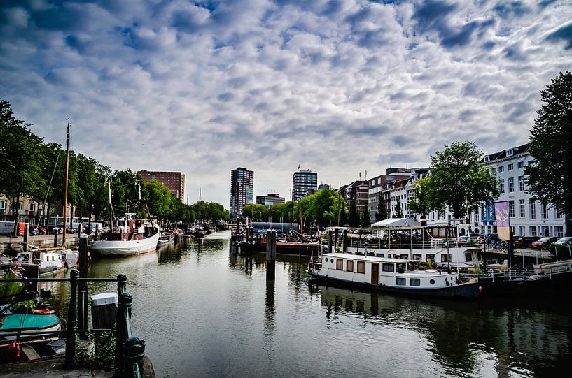 Haringvliet Rotterdam by Ed van der Hilst
