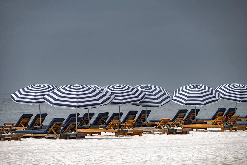 Sommermorgen am Strand von Kirsten Warner
