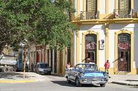 Oldtimer in the streets of Habana Vieja