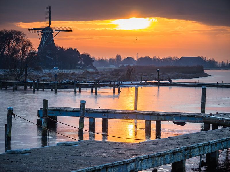 Ein zugefrorener See von Martijn Tilroe