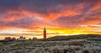 Texel Lighthouse during a stunning sunset / Texel Lighthouse during a stunning sunsets