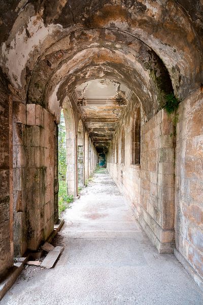 Abandoned Hallway in Decay. by Roman Robroek - Photos of Abandoned Buildings