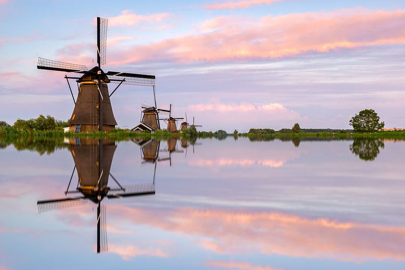 Reflexion Kinderdijk. von Jan Koppelaar Fotografie