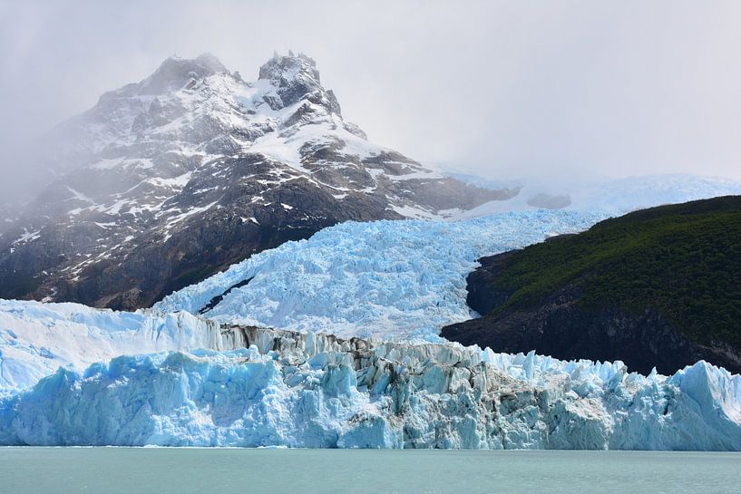 Upsala Glacier in Patagonia, El Calafate by Bianca Fortuin