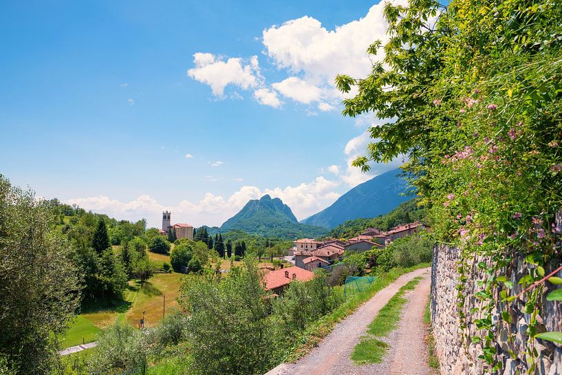 Wanderweg bei Sasso oberhalb des Gardasee Italien von SusaZoom