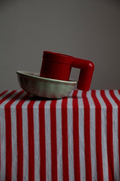 Minimalist still life of lego mug with bowl by Lilian Bisschop