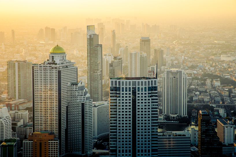Bangkok by sunset by Paul Vergeer