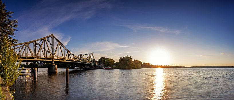Glienicker Brücke zwischen Berlin und Potsdam von Frank Herrmann