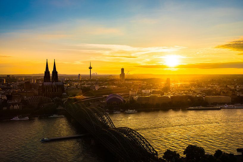 Köln bei Sonnenuntergang par Günter Albers