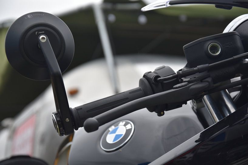 Räder und Wellen in Biarritz von Jan Radstake