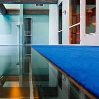 Lines in hotel Room Mate