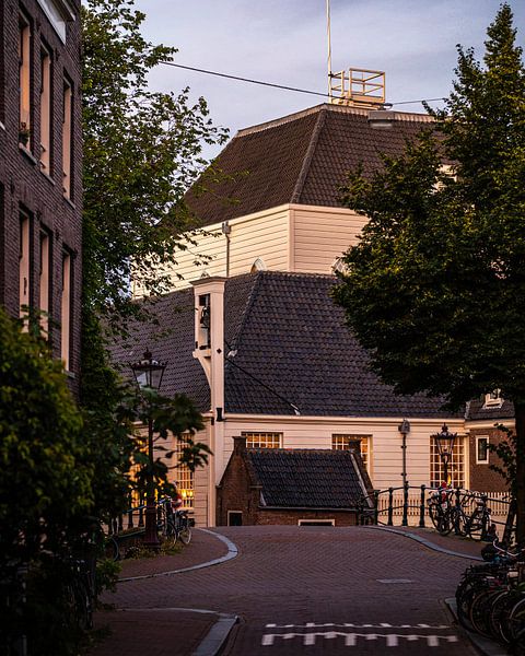 Amstel Kirche, von der Kerkstraat aus von Amsterdam Pixels