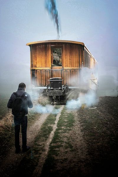 auf einem verschwundenen Bahnsteig zu spät zum Zug kommen. von Roel Simons