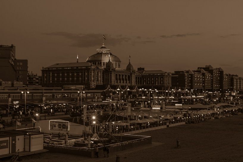 kurhaus Scheveningen von Leanne lovink