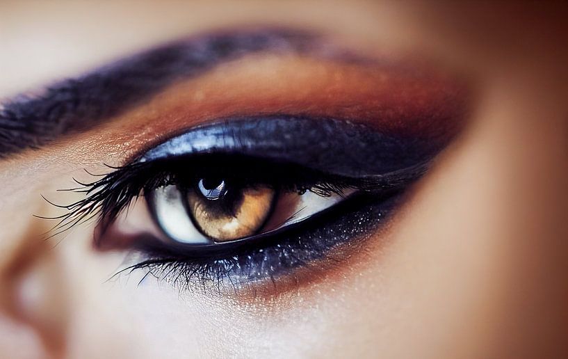 Nahaufnahme Auge einer Frau Illustration von Animaflora PicsStock