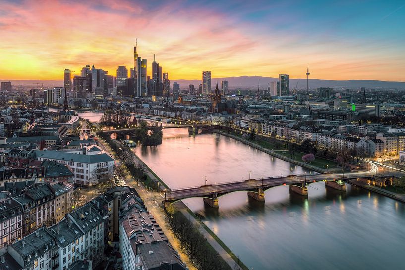 Frankfurt in the evening by Michael Valjak