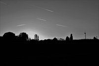 In the dark you see more thanks to the light.