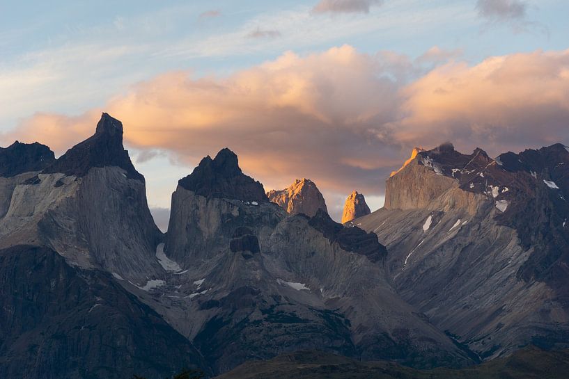 Sunset in Torres del Paine by Daan Beverdam
