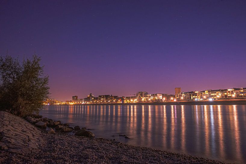 Cologne stars by Alexander Aboud