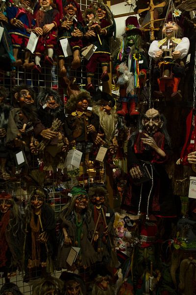 Poppen by Lieke van Meijer