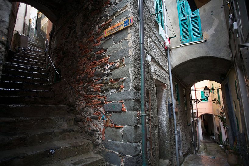 Street corner by Arthur van Iterson