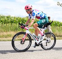 Julius Van Den Berg in the bulb jersey through home country