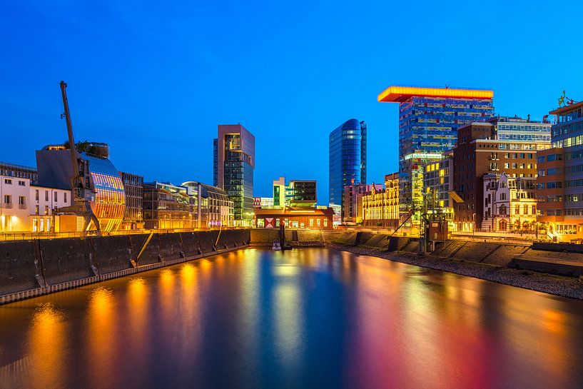 DÜSSELDORF 03 von Tom Uhlenberg