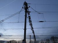 Hoogspanning leiding met contrast